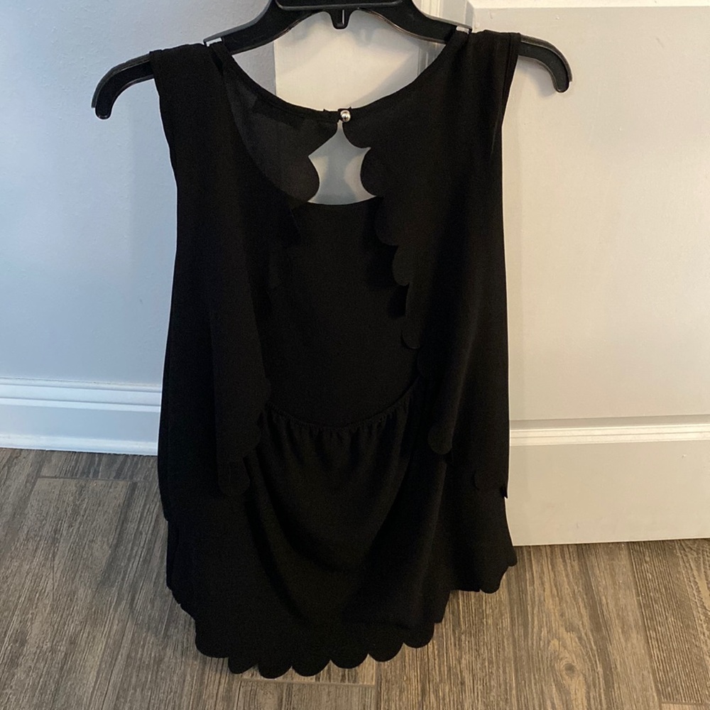 Papermoon/Stitch Fix Scalloped Tank